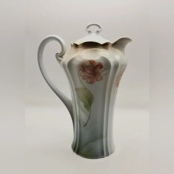 Antique Bavarian Porcelain Chocolate Pot RS Bavaria Gold Trim - Picture 2 of 15